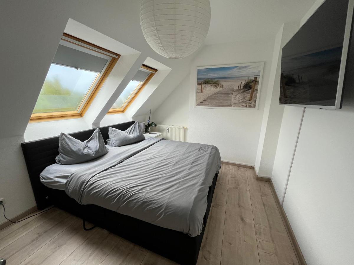 105 Qm Neues Klimatisiertes Appartment Fuer Familien Privater Parkplatz Chemnitz Esterno foto